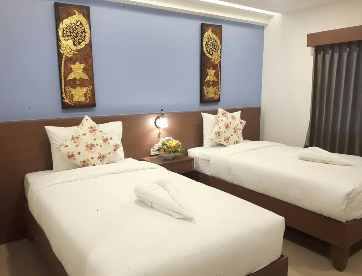 Vista Hotel Chiang Mai - Sha Extra Plus Exterior foto
